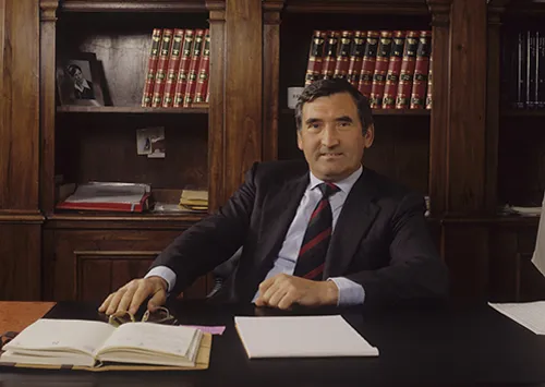 Comac devient une société par actions